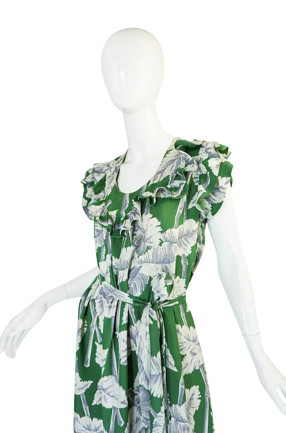 1940s Green Silky Rayon Hawaiian Leaf Print Dress