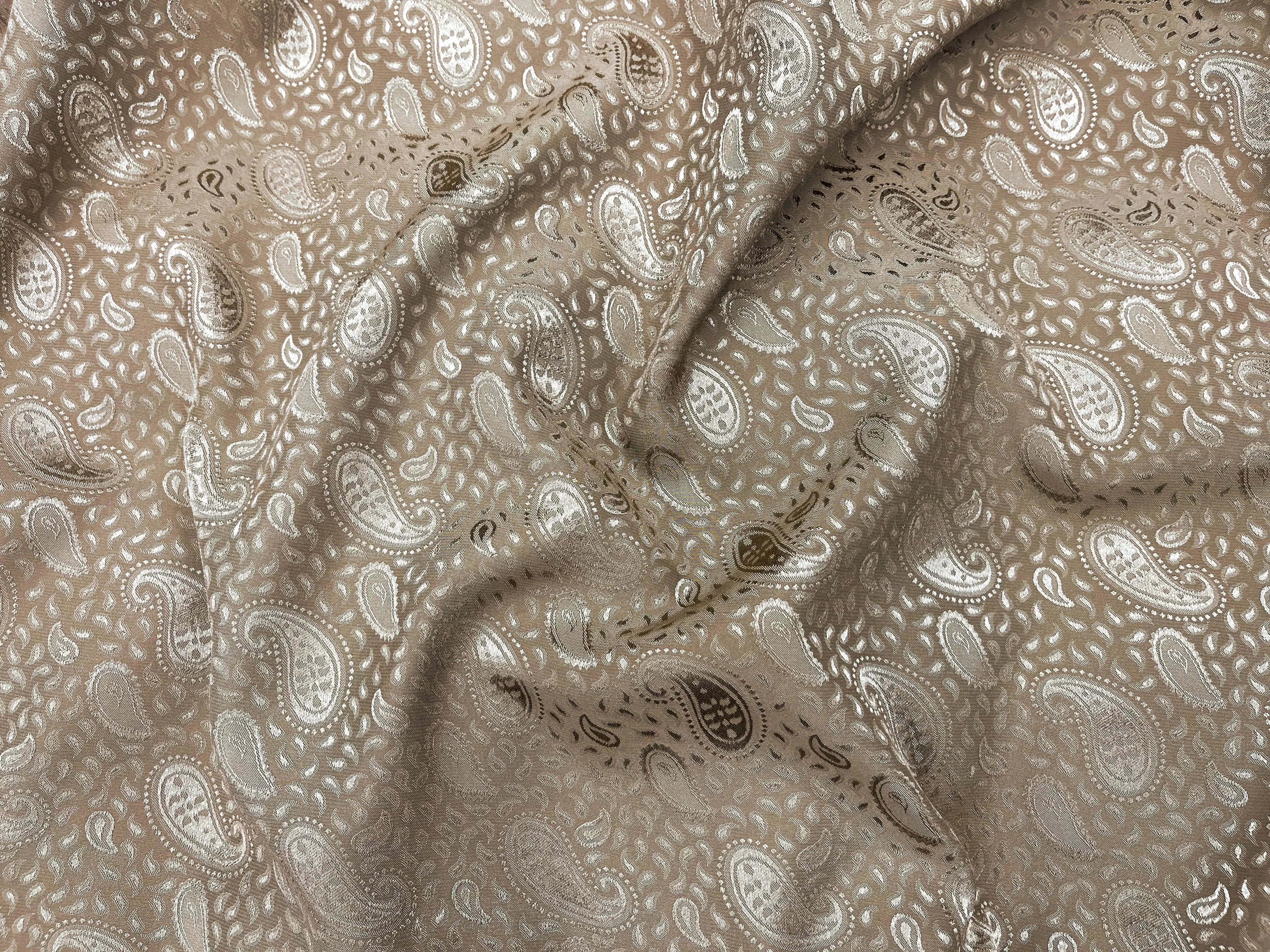 Double-Sided Embossed Jacquard - Paisley